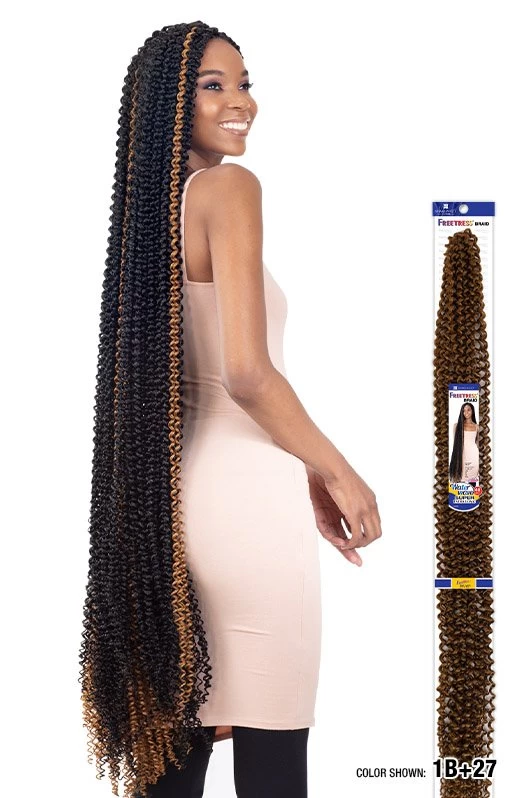 Shake-N-Go Freetress Braid - WATER WAVE SUPER EXTRA LONG 40" 3 Shake-N-Go Freetress Braid - WATER WAVE SUPER EXTRA LONG 40" - Image 3